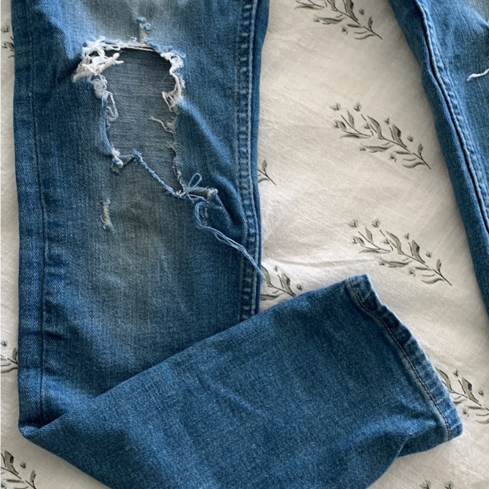 Gap High Rise Jean - Picture 4 of 6